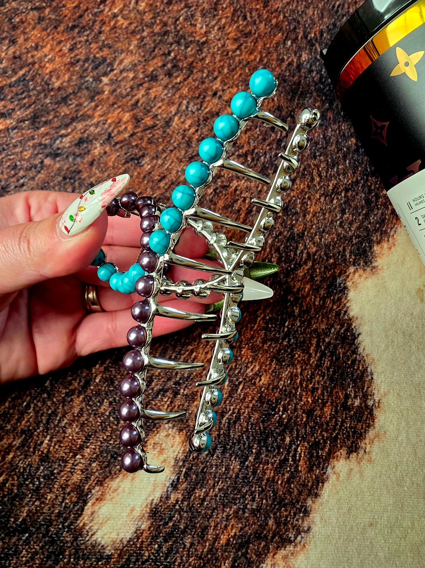 Pearl Turquoise Metal Clip