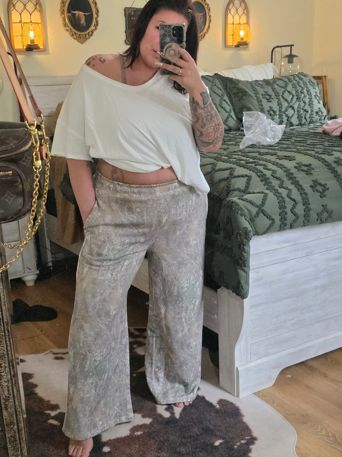Drift Away Wide Leg Camo Joggers
