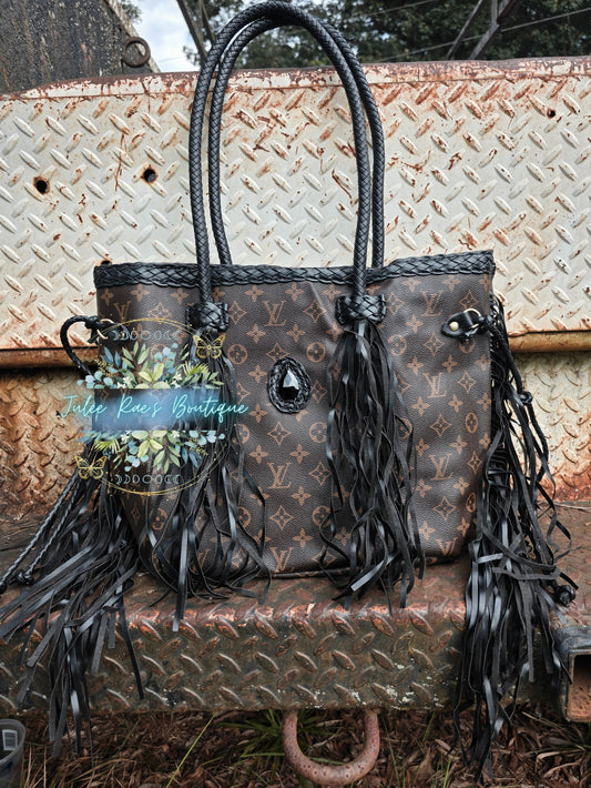 Western Black Stone Bag