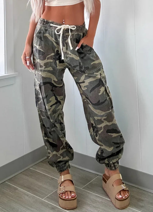 Prefect Camo Joggers read Description
