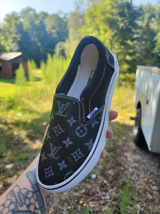 Black Leather Shoes ( PREORDER )