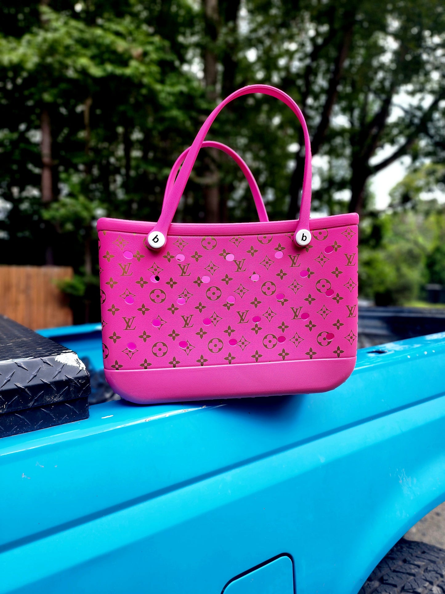 Hot Pink Summer Bag ( PREORDER ) PLEASE READ DESCRIPTION CAREFULLY