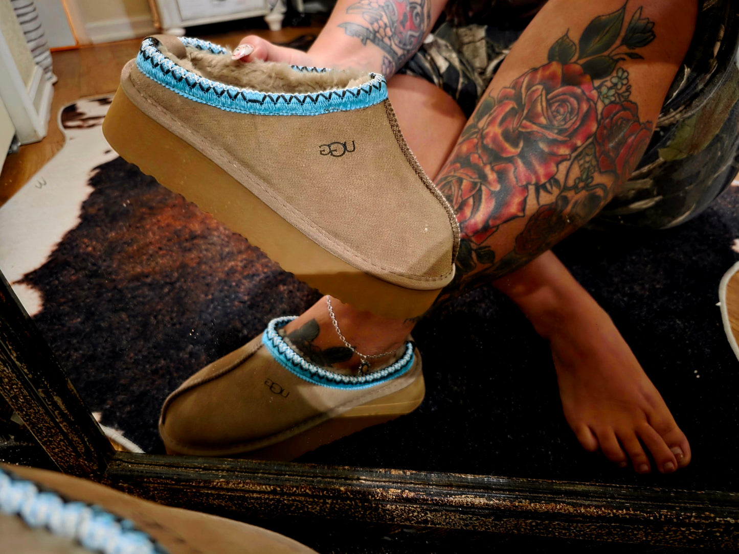 Tan & Teal platform Slippers preorder items please read carefully before placing an order