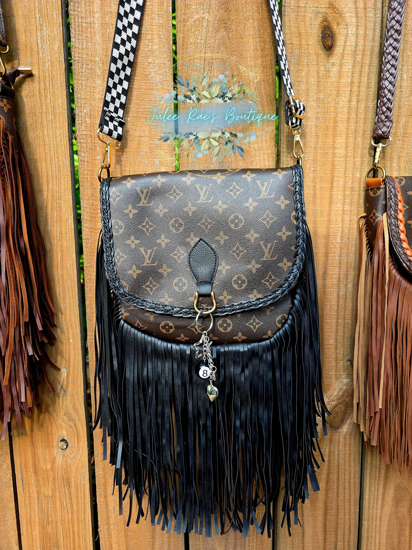 Bougie 8 Ball Handbag