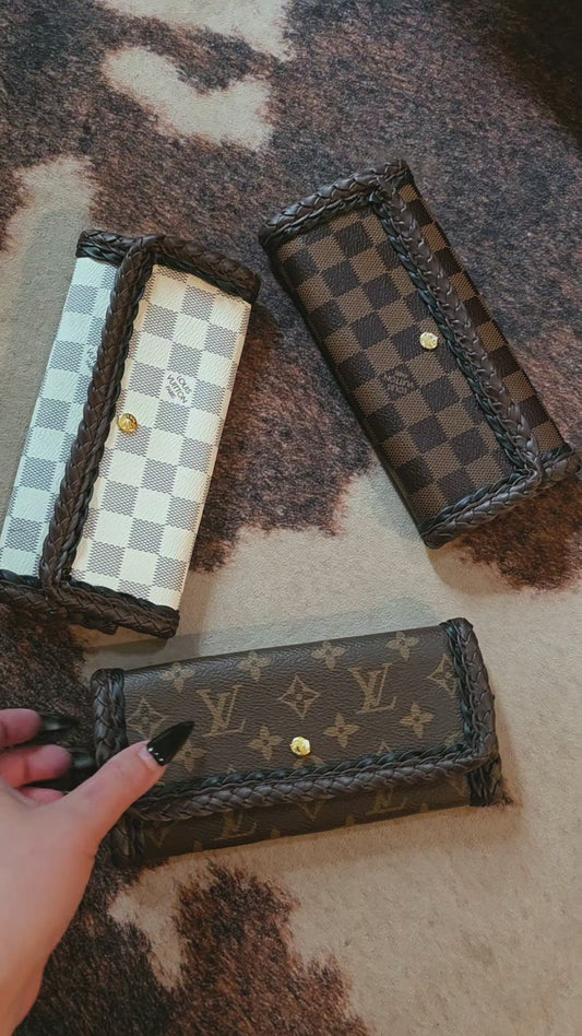 Western Bougie Girl wallets